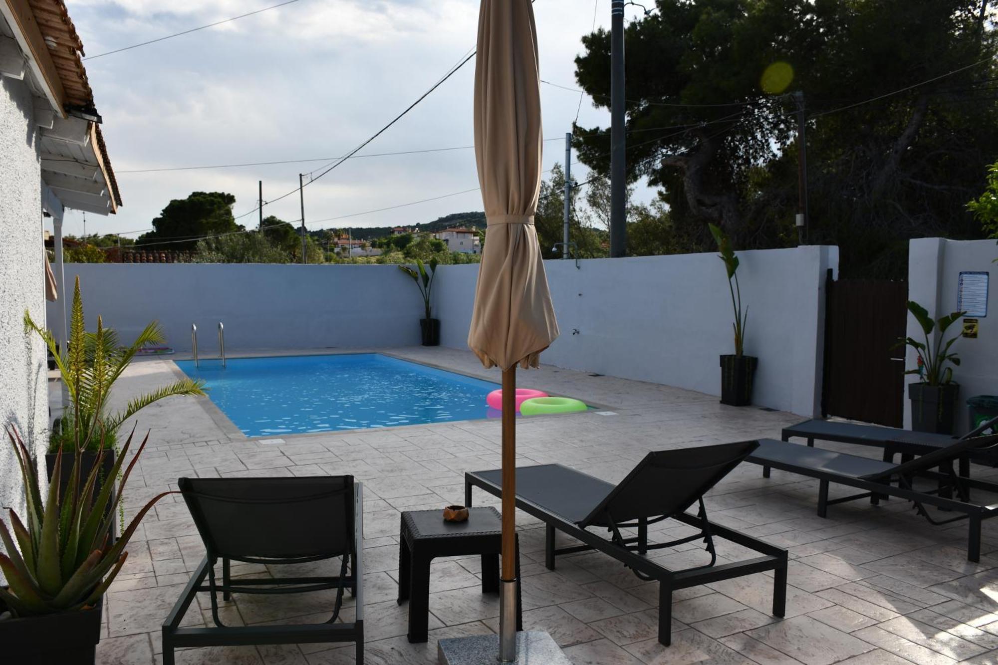 Johnson House Apartment Rafína Екстериор снимка