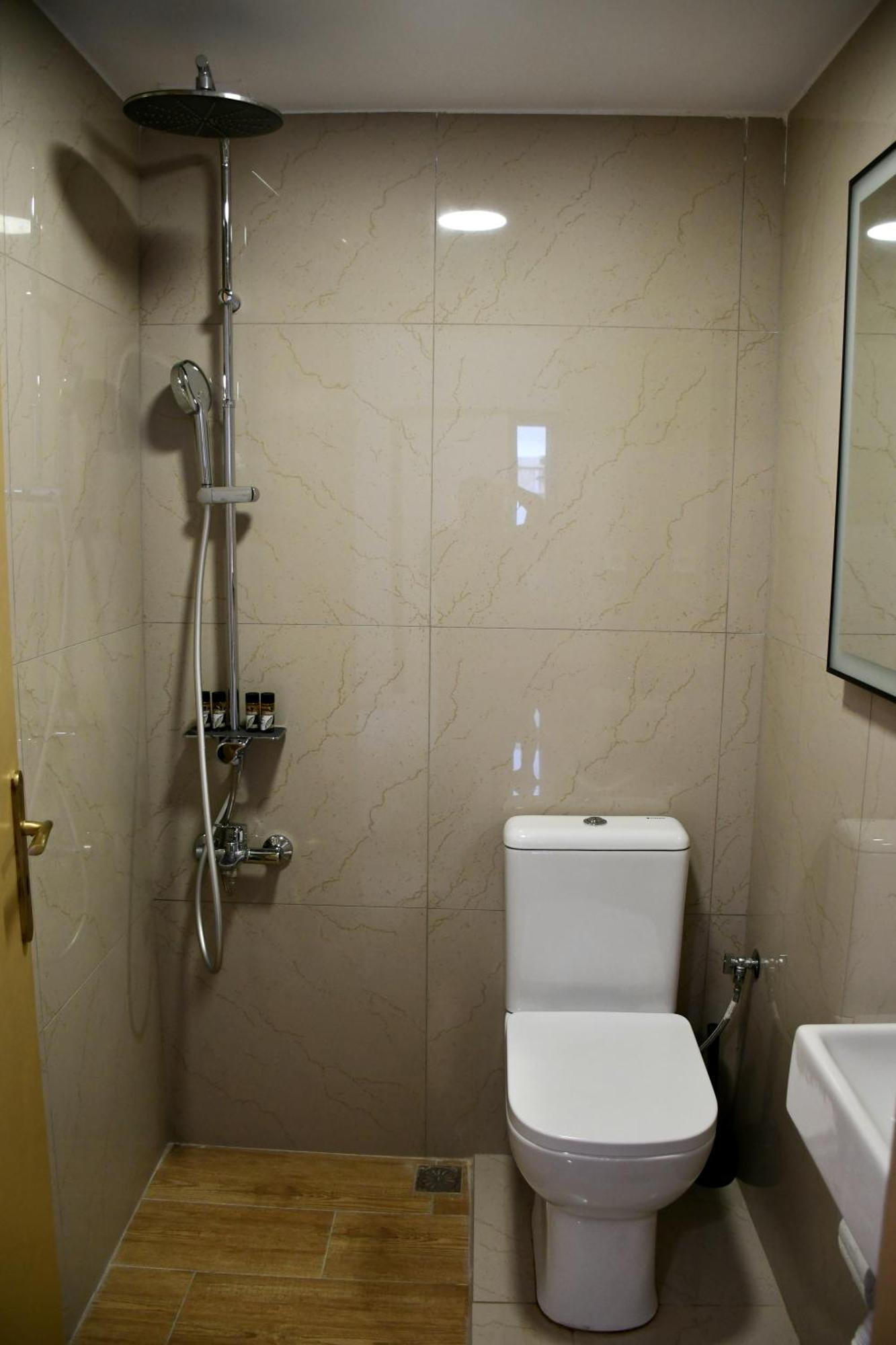 Johnson House Apartment Rafína Екстериор снимка