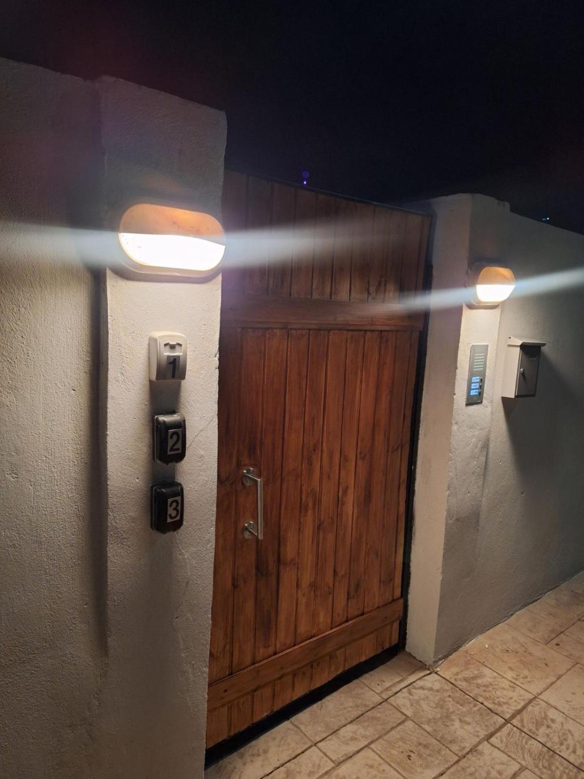 Johnson House Apartment Rafína Екстериор снимка